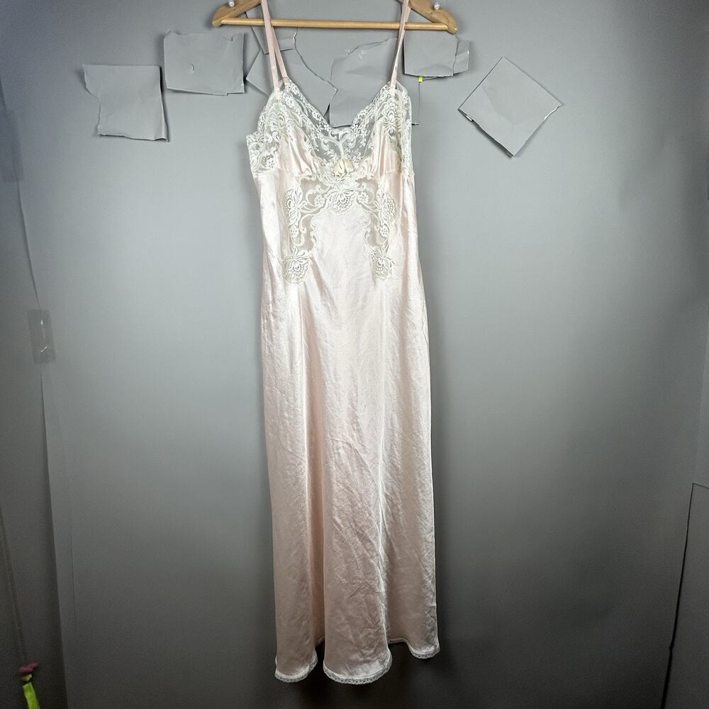 Christian Dior Pink Nylon Full Slip Lace Bow Floral Adjustable Straps Size S